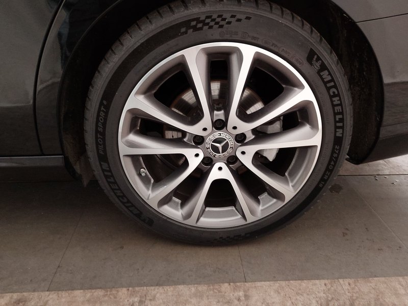 Mercedes-Benz E 200 d karavan automatik Avantgarde • ACC • zračno ogibanje — 8