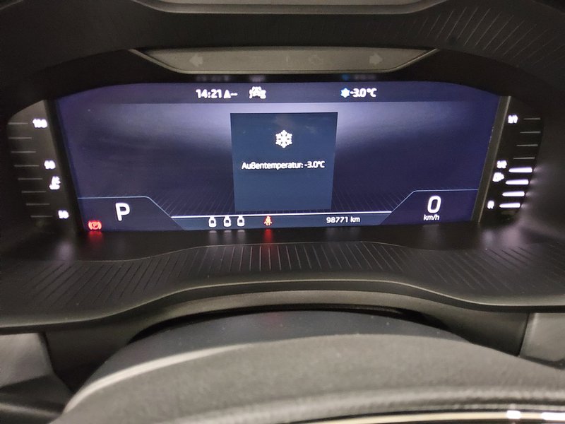 Škoda Kodiaq 2.0 TDI automatik Ambition • električna peta vrata • Full LED — 8