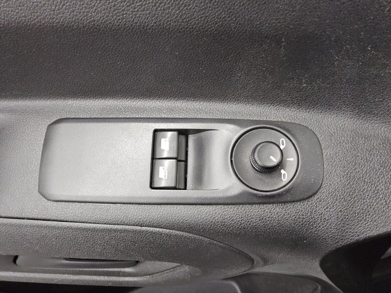 Peugeot Rifter Active • Tempomat • Senzori za parkiranje straga — 9