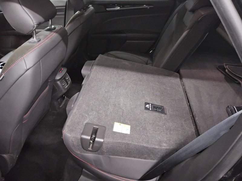 Ford Mondeo Turnier 2.0 EcoBlue automatik • LED • navi — 12