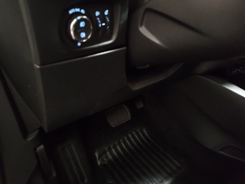 Opel Mokka-e Elegance • Full LED — 7