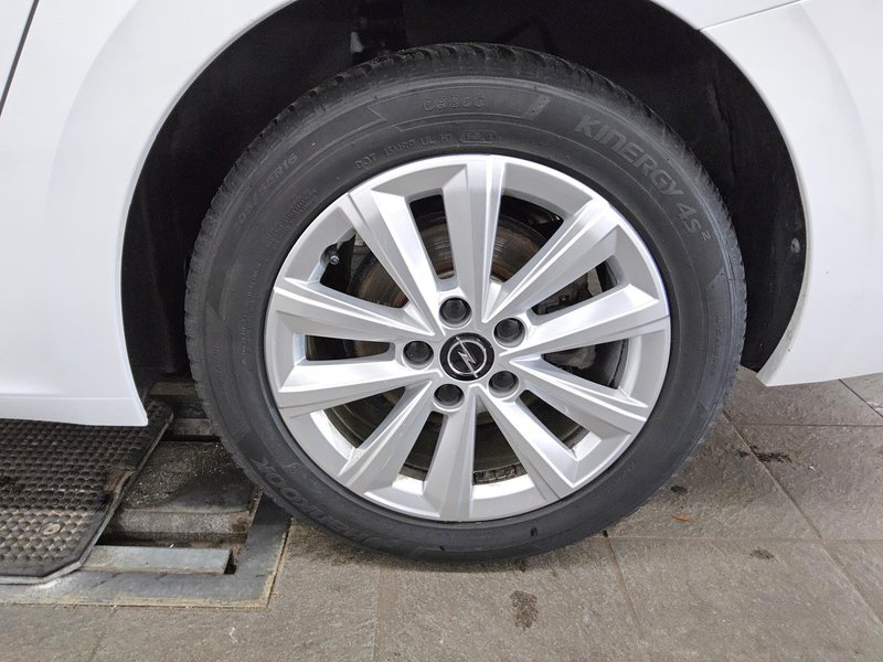 Opel Astra ST 1.2 Turbo Elegance • 360° kamera • Full LED — 11