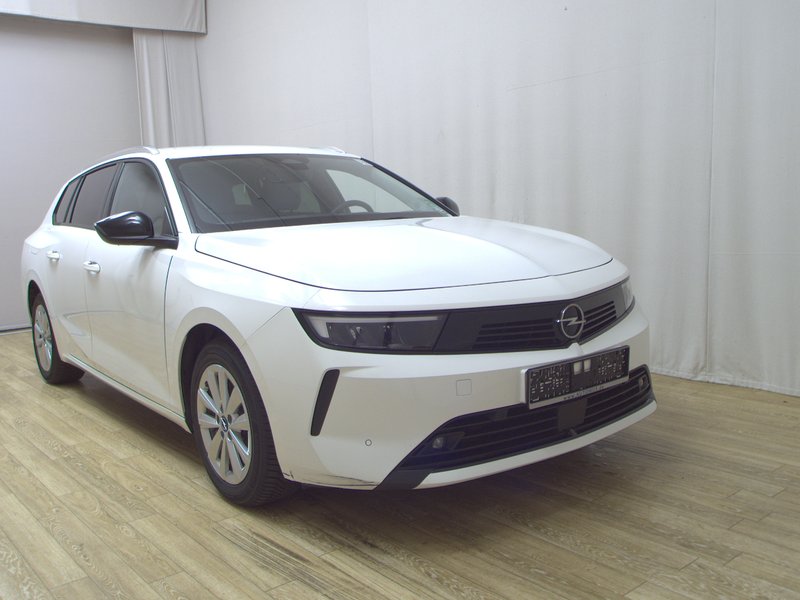 Opel Astra ST 1.2 Turbo Elegance • 360° kamera • Full LED — 3