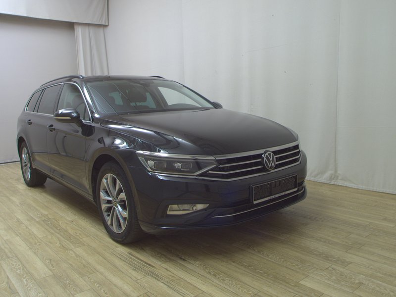 VW Passat Variant 2.0 TDI Business automatik • bežično punjenje • masaža — 3