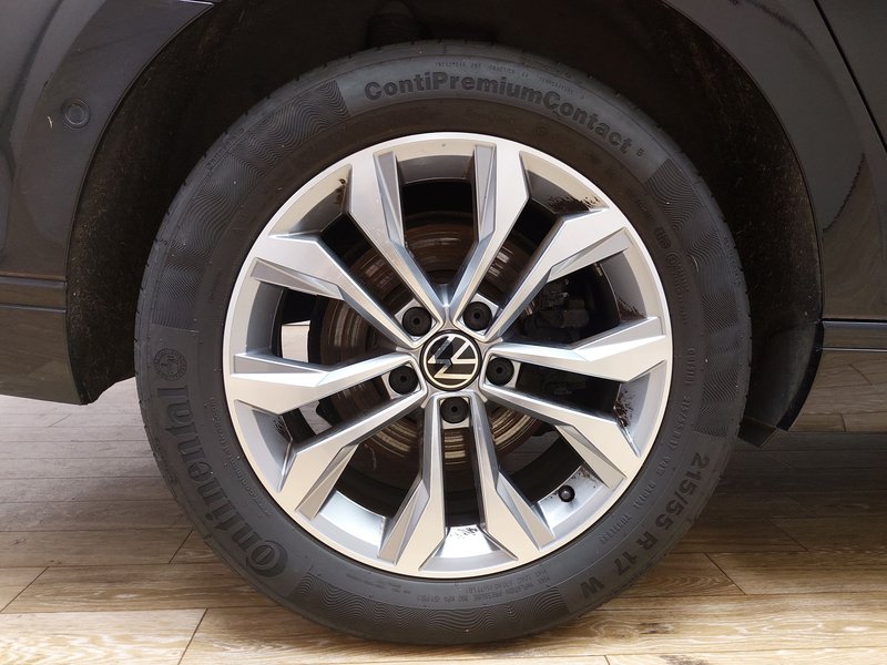VW Passat Variant 2.0 TDI Business automatik • bežično punjenje • masaža — 8