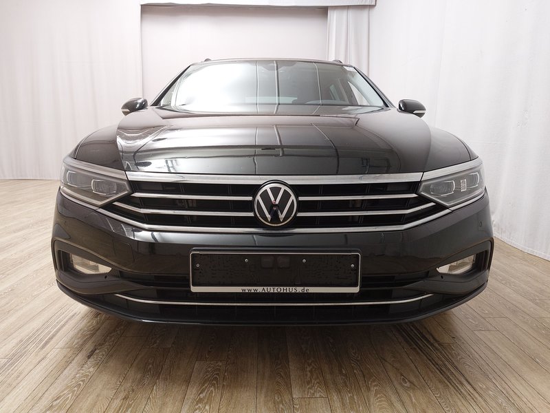 VW Passat Variant 2.0 TDI Business automatik • bežično punjenje • masaža — 9