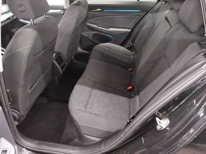 Volkswagen Golf 2.0 TDI automatik Life • koža • LED — 13