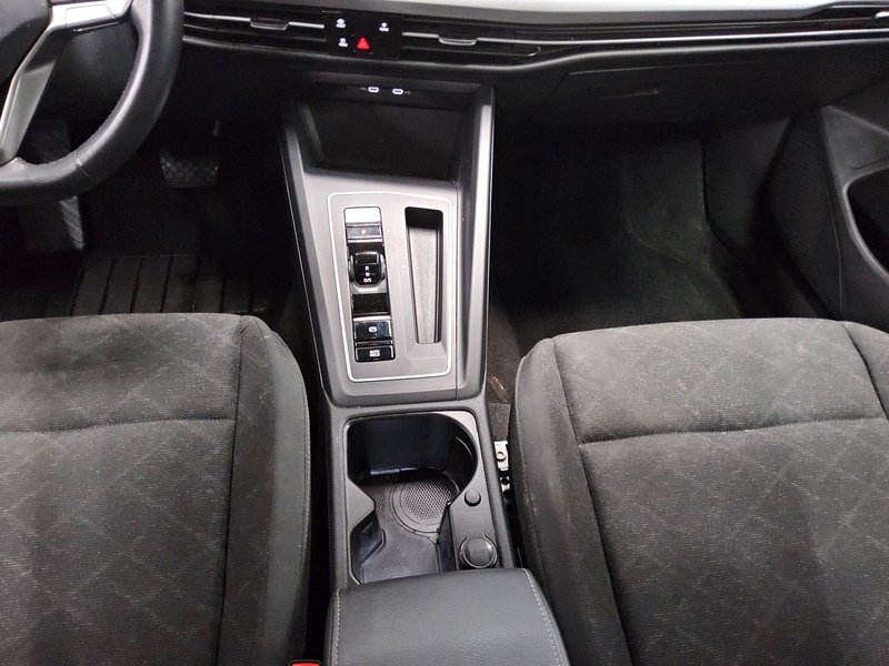 Volkswagen Golf 2.0 TDI automatik Life • koža • LED — 6