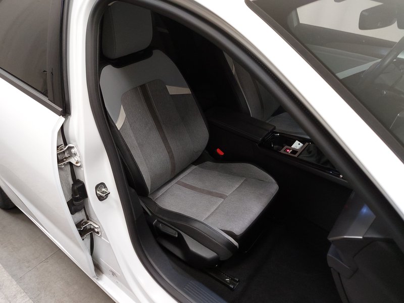 Opel Astra ST 1.5 D Business Elegance • AHK • 360° kamera — 10