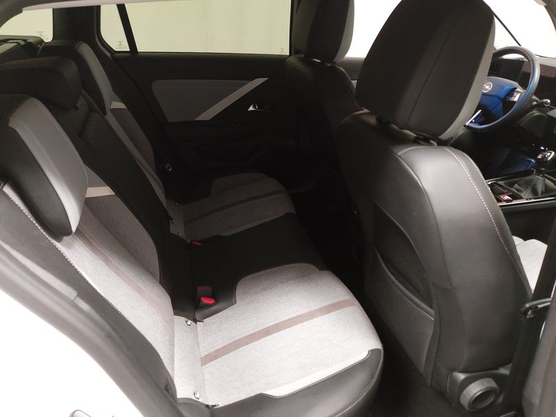 Opel Astra ST 1.5 D Business Elegance • AHK • 360° kamera — 12