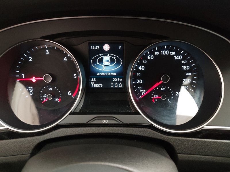 Volkswagen Passat Variant 2.0 TDI automatik Business • ACC • AHK — 22
