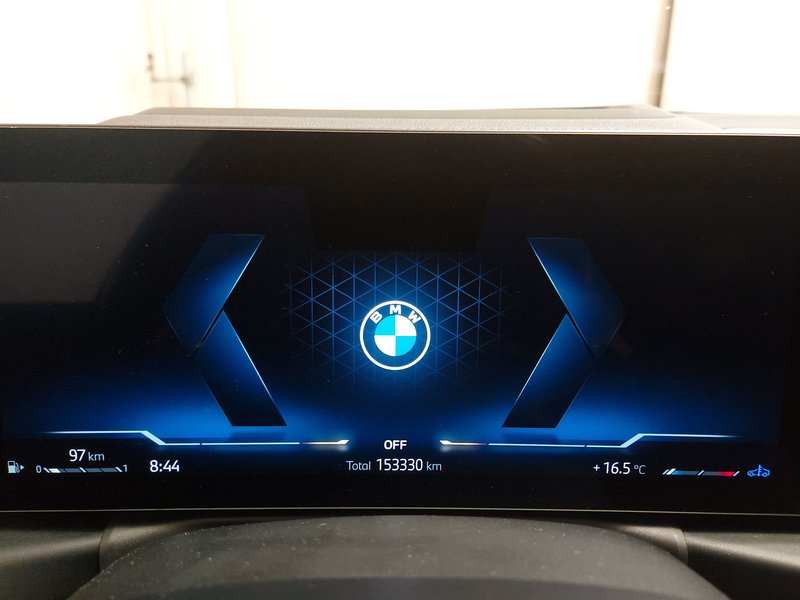 BMW 330d Touring xDrive M Sport automatik • AHK • HUD — 20