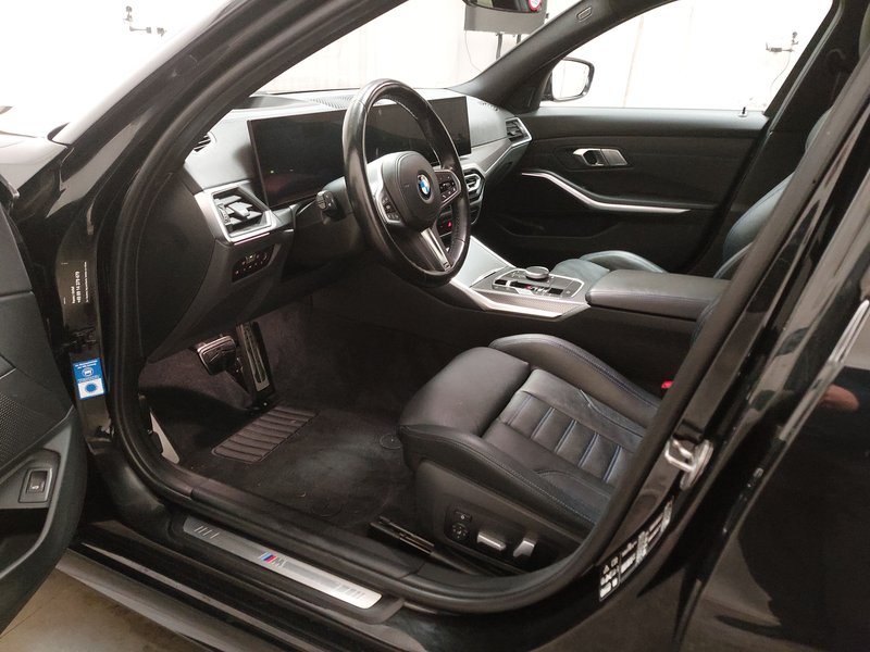 BMW 330d Touring xDrive M Sport automatik • AHK • HUD — 6