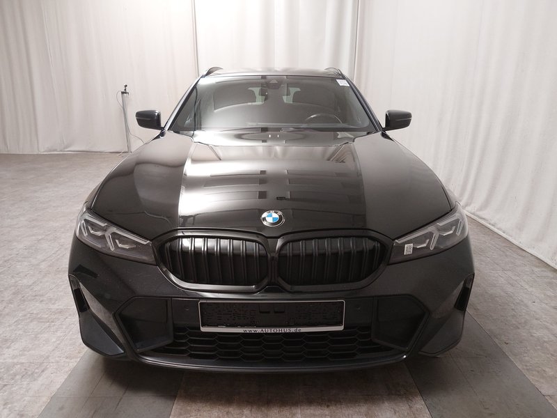 BMW 330d Touring xDrive M Sport automatik • AHK • HUD — 9