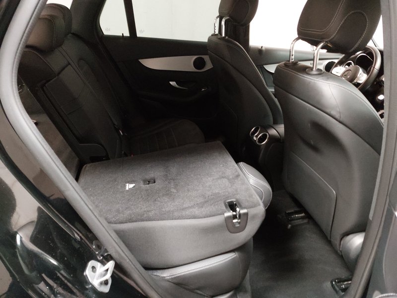 Mercedes-Benz GLC 200 d 4MATIC automatik AMG Line • Full LED • kamera — 11