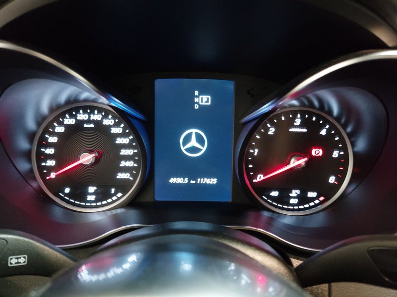 Mercedes-Benz GLC 200 d 4MATIC automatik AMG Line • Full LED • kamera — 21