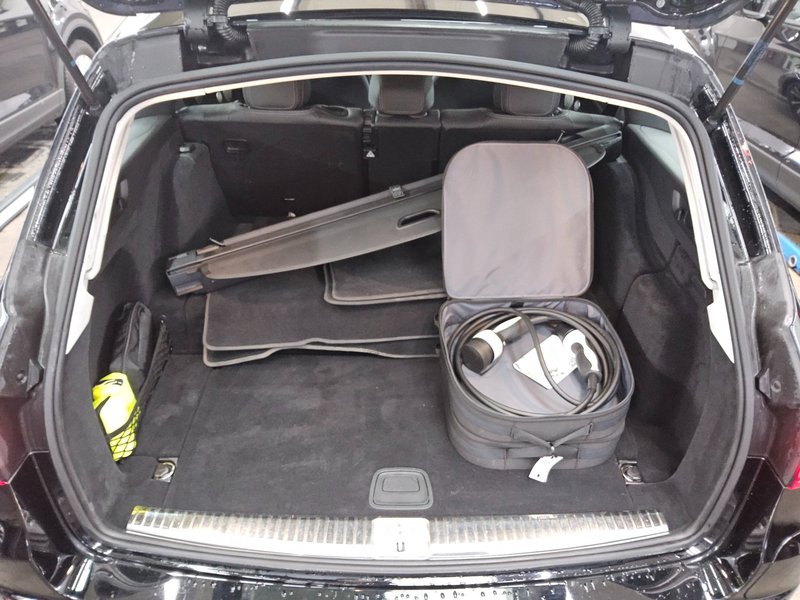 Mercedes-Benz E 300 de 4MATIC karavan automatik Avantgarde • ACC — 12