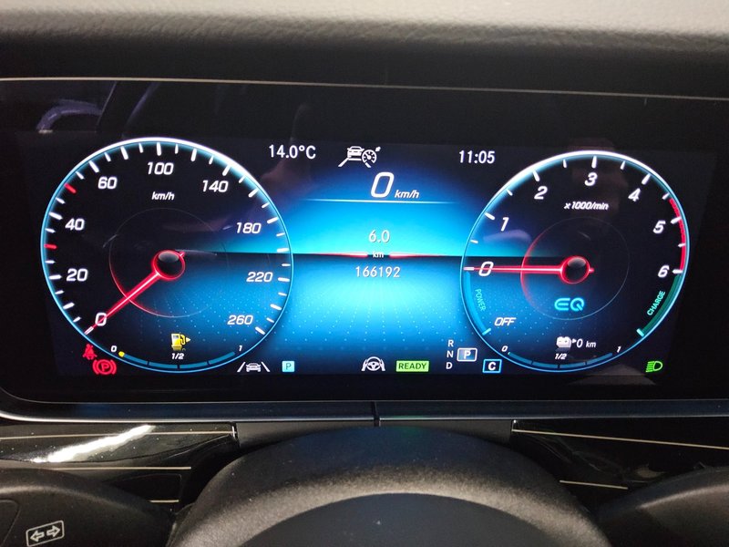 Mercedes-Benz E 300 de 4MATIC karavan automatik Avantgarde • ACC — 8