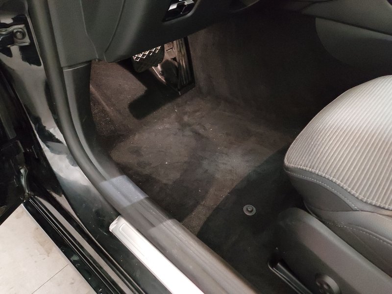 Mercedes-Benz C 200 d karavan automatik Avantgarde • Full LED — 7
