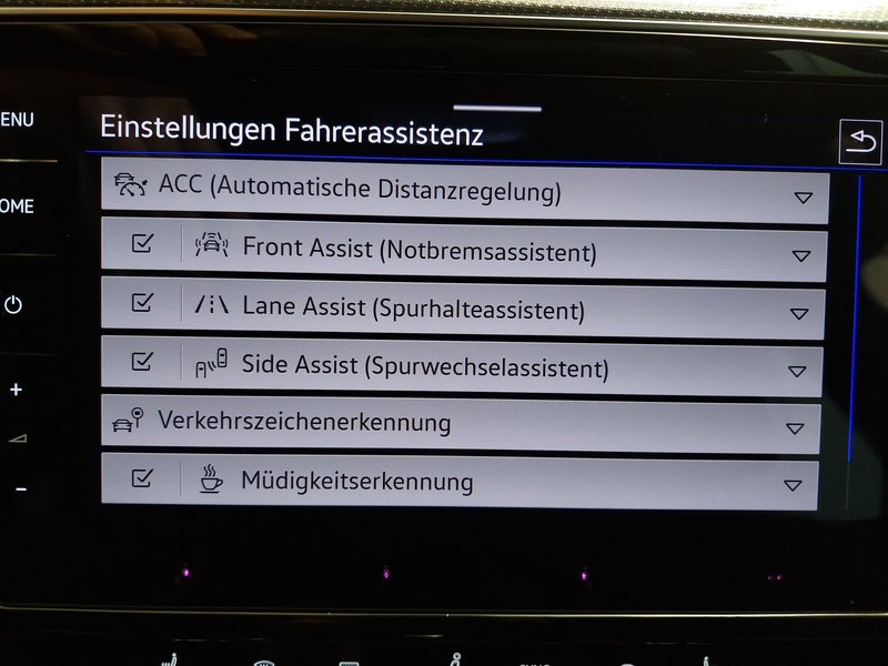 Volkswagen Passat Variant 2.0 TDI 4MOTION automatik R-Line • koža • ACC — 21
