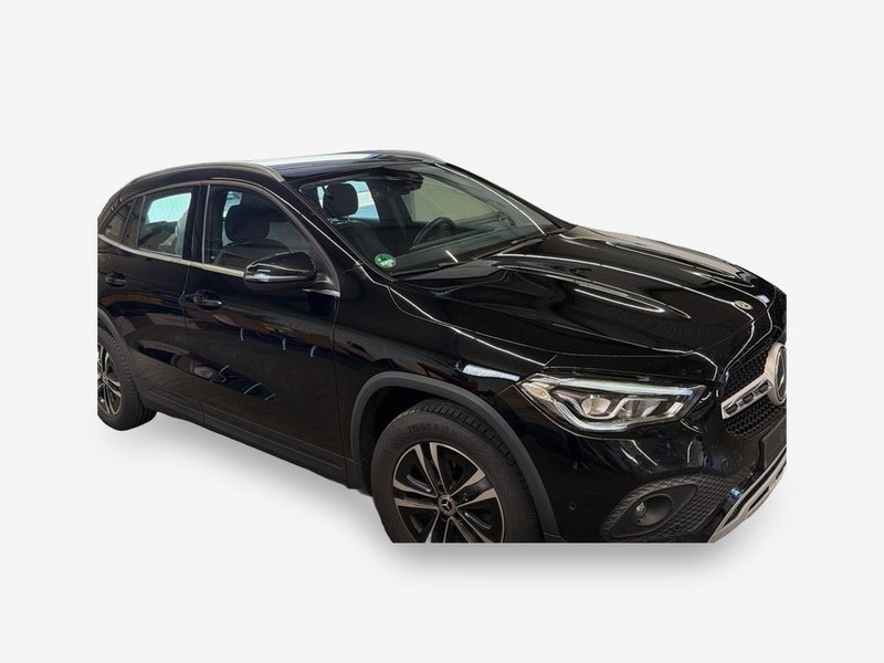 Mercedes-Benz GLA 200 d automatik Style • ACC • Full LED — 3