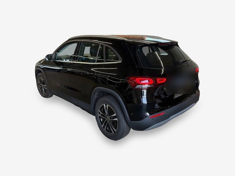 Mercedes-Benz GLA 200 d automatik Style • ACC • Full LED — 4