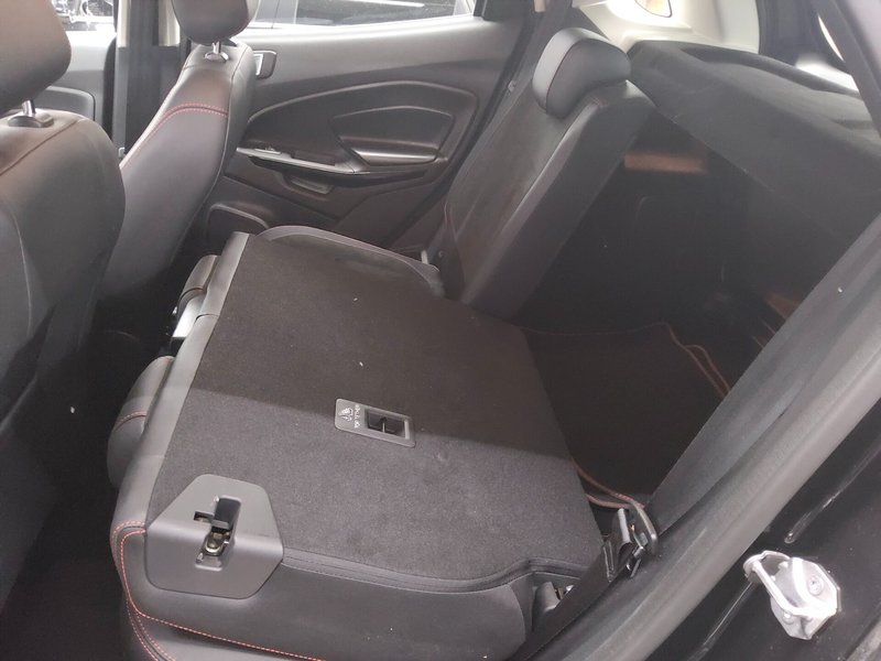 Ford EcoSport 1.0 EcoBoost ST-Line • LED — 13