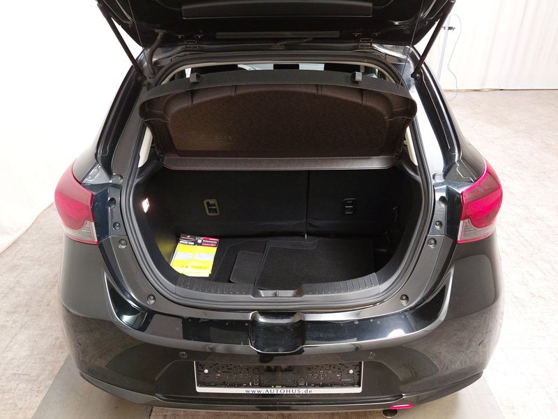 Mazda 2 SKYACTIV-G Hybrid Homura • LED — 16
