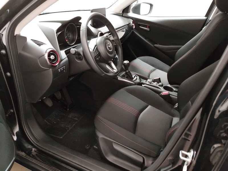 Mazda 2 SKYACTIV-G Hybrid Homura • LED — 6