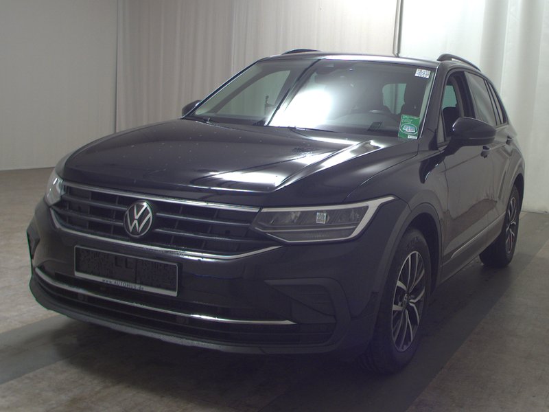 Volkswagen Tiguan 2.0 TDI automatik • masaža • digitalni instrumenti — 2