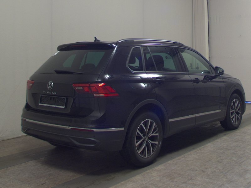Volkswagen Tiguan 2.0 TDI automatik • masaža • digitalni instrumenti — 4