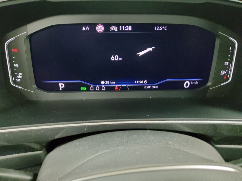 Volkswagen Tiguan 2.0 TDI automatik • masaža • digitalni instrumenti — 8