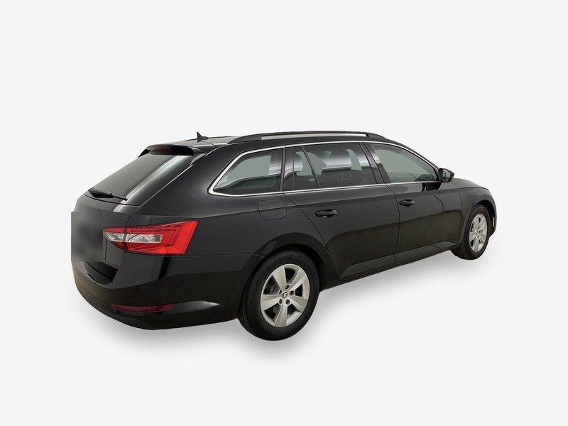 Škoda Superb Kombi 2.0 TDI automatik Ambition • Full LED • digitalni instrumenti — 4