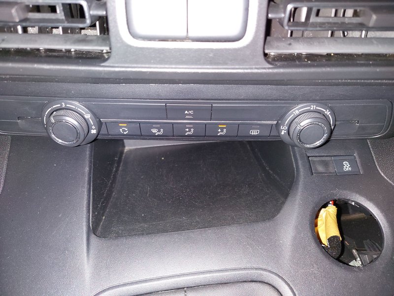 Opel Combo Life 1.5 D Edition • Tempomat • Senzori za parkiranje straga — 21