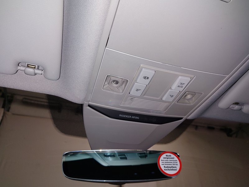 Volkswagen Passat Variant 1.5 TSI automatik • AHK • digitalni instrumenti — 13