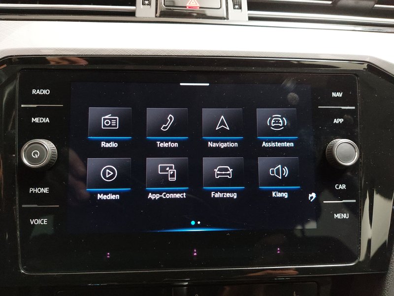 Volkswagen Passat Variant 1.5 TSI automatik • AHK • digitalni instrumenti — 21