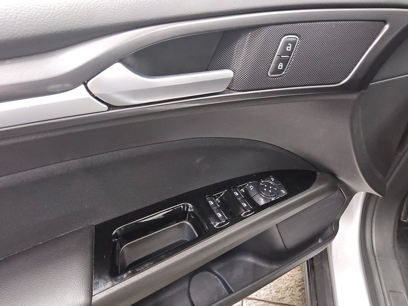 Ford Mondeo Turnier 2.0 EcoBlue automatik Trend • navigacija • grijana sjedala — 9