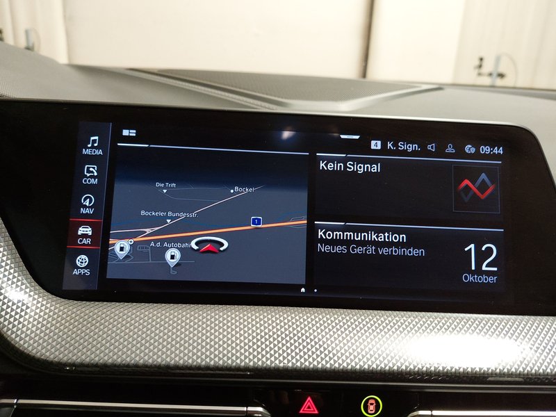 BMW 118i Luxury Line • električna peta vrata • Full LED — 20