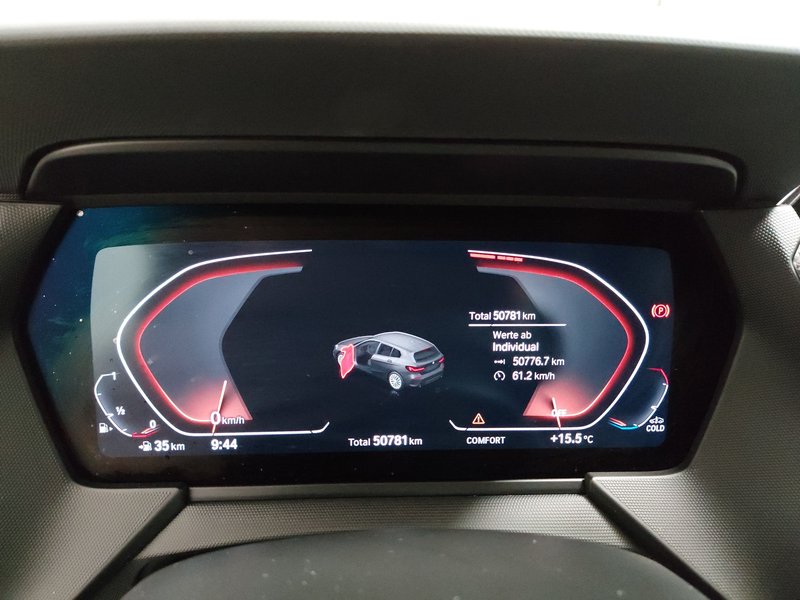 BMW 118i Luxury Line • električna peta vrata • Full LED — 22