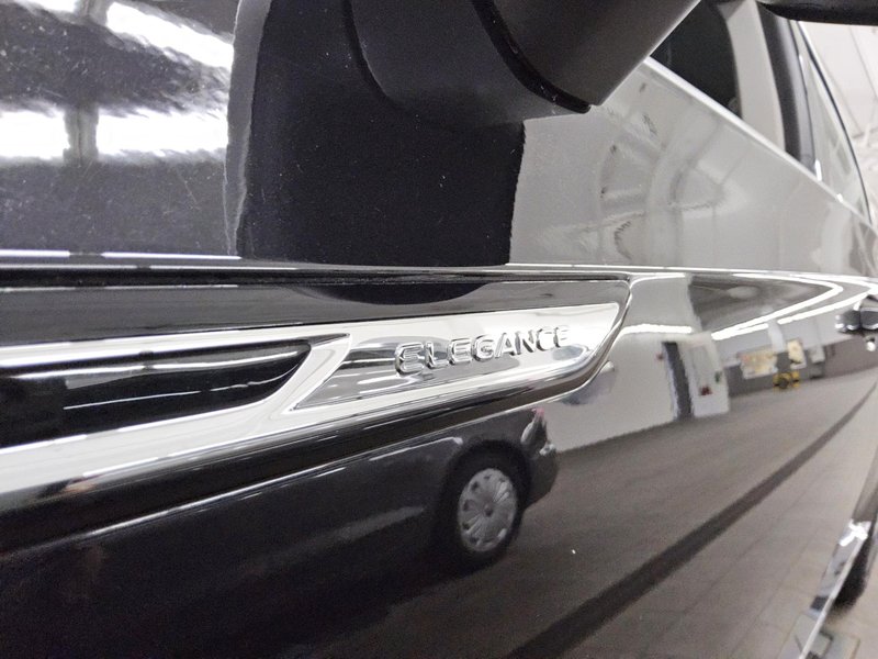 Volkswagen Arteon 2.0 TDI automatik Elegance • ACC • Full LED — 12