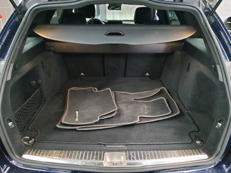 Mercedes-Benz C 220 d karavan automatik AMG Line • ACC • LED — 12