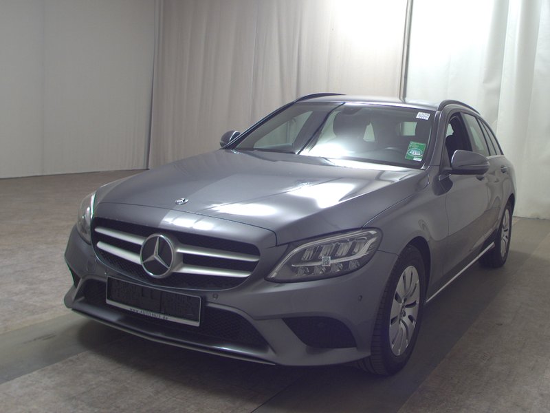 Mercedes-Benz C 220 d automatik • Full LED • AHK — 2