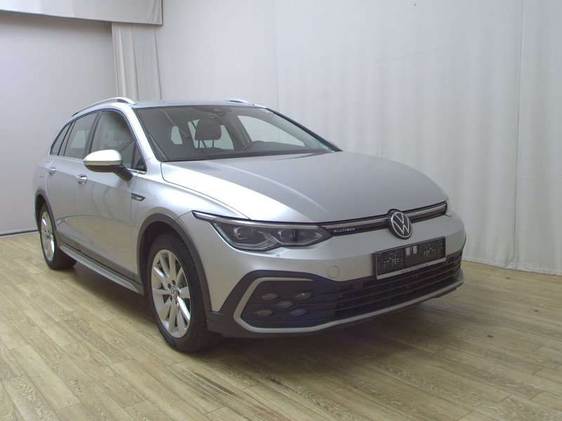 Volkswagen Golf 8 Alltrack 2.0 TDI 4MOTION automatik • ACC • AHK — 3