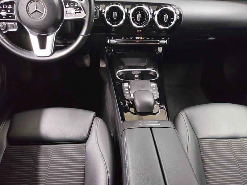 Mercedes-Benz CLA 200 d Shooting Brake Progressive automatik • Full LED — 6