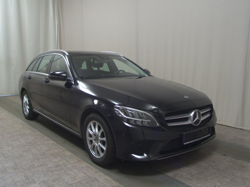 Mercedes-Benz C 200 d karavan automatik Avantgarde • Full LED — 3