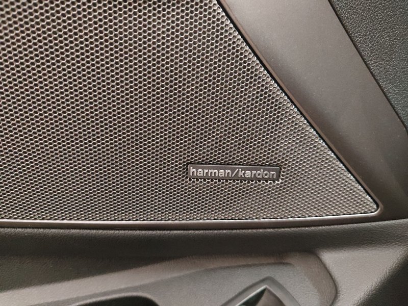BMW 320d Touring automatik • ACC • AHK — 15
