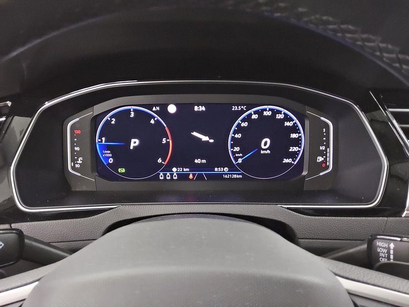 Volkswagen Passat Variant 2.0 TDI automatik Business • ACC • Full LED — 8