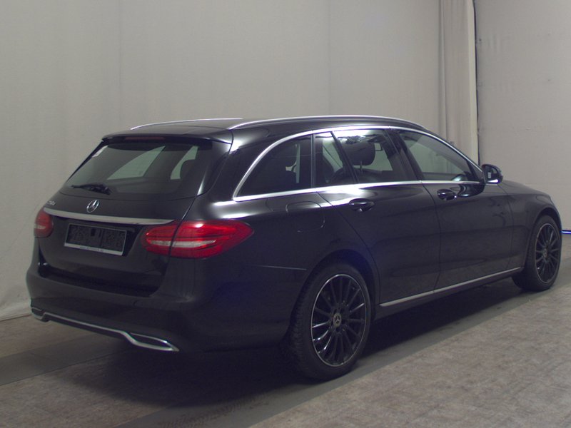 Mercedes-Benz C 250 d karavan automatik Avantgarde • LED — 4