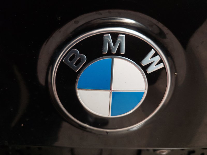 BMW 520d Touring xDrive automatik Luxury Line • HUD • ACC — 17