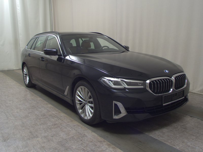 BMW 520d Touring xDrive automatik Luxury Line • HUD • ACC — 3